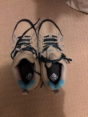 Women's Beige Hiking shoes